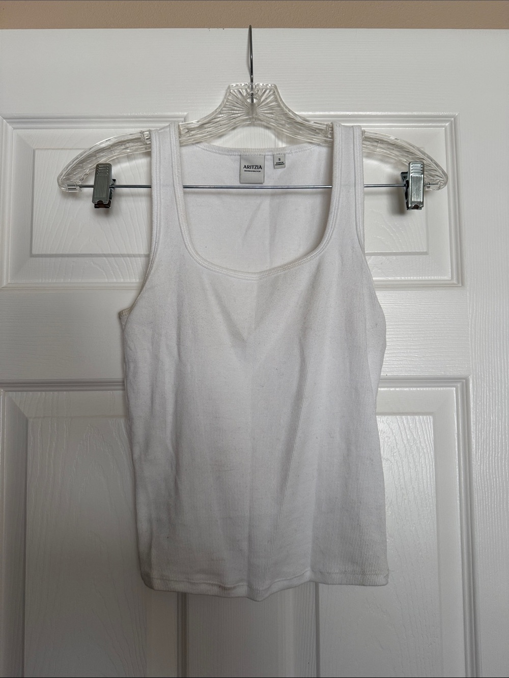 Aritzia TNA Homestretch White Rib Frequency Tank S